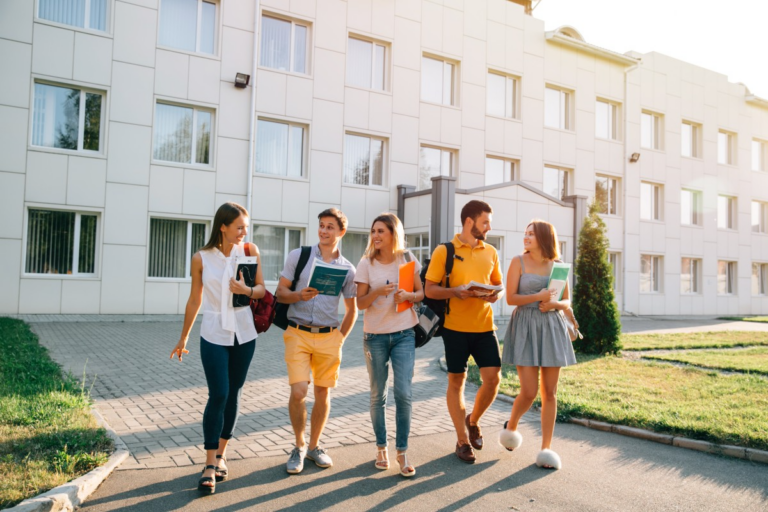 Las Principales Universidades en España y sus Programas Financieros